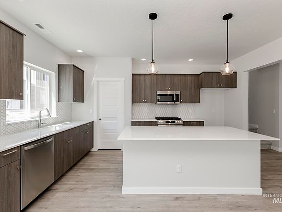 5th image of 4223 E Woodmurra St