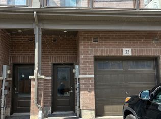 100 Hollywood Ct #33, Cambridge, ON N1R 0C5