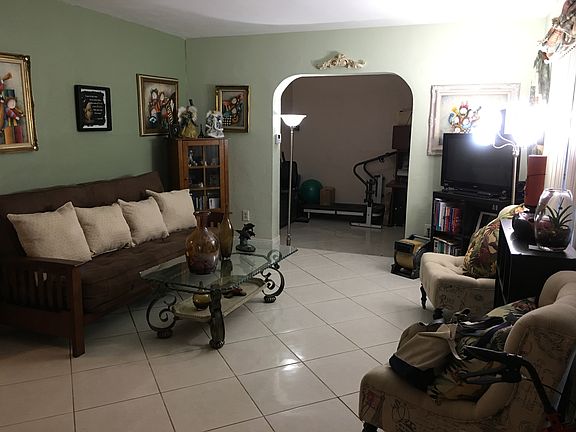 4th image of 4230 SW 82nd Ave