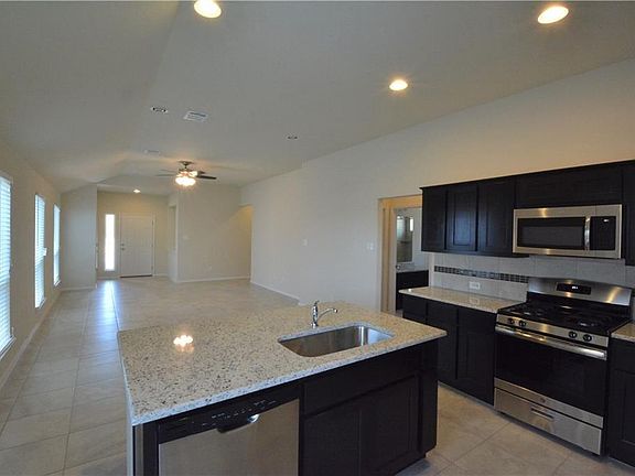 5th image of 5809 Marostica Ln