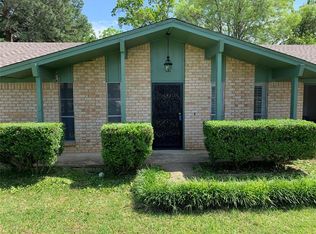 8612 Brookridge Dr, North Richland Hills, TX 76182