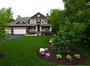 1759 Oakpointe Dr, Waconia, MN 55387