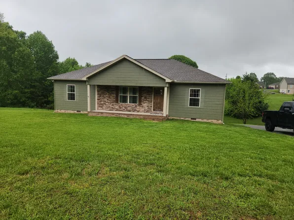 110 Brady Cole Ln, Lafayette, TN 37083