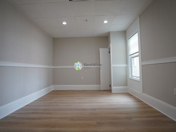 142 Dorchester St #3