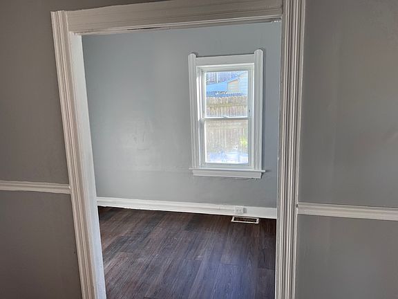 4th image of 3251 W 54th St