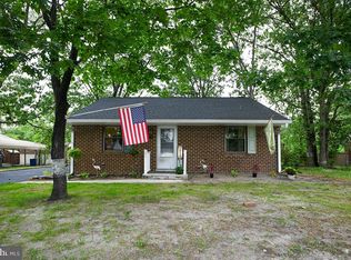 908 Louis Dr, Millville, NJ 08332
