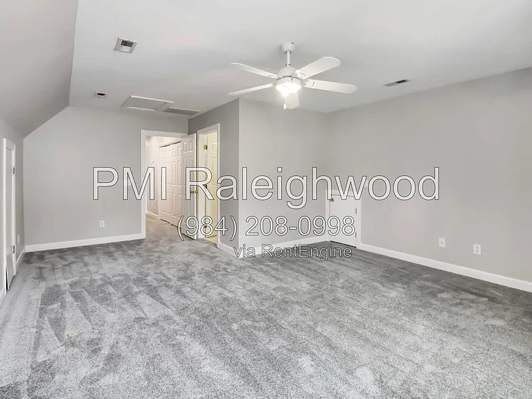 301 Perry Creek Dr — Photo 25