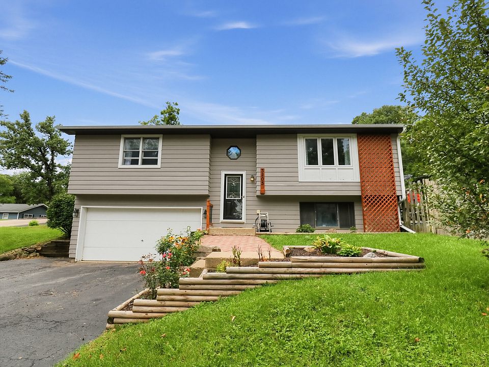 1st image of 3203 Thompson Rd