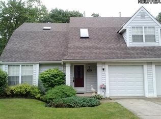 9659 E Idlewood Dr, Twinsburg, OH 44087