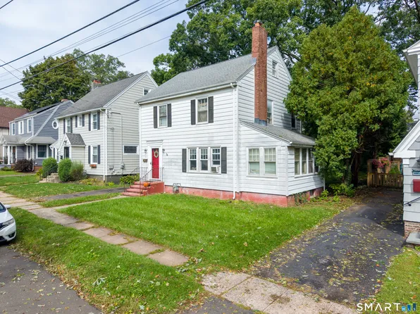 5 Ingram Street, Hamden, CT 06517