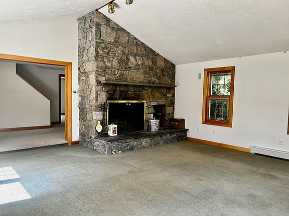 5th image of 22 Hudson Rd