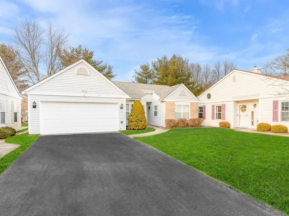 3 Quail Path, Coram, NY 11727