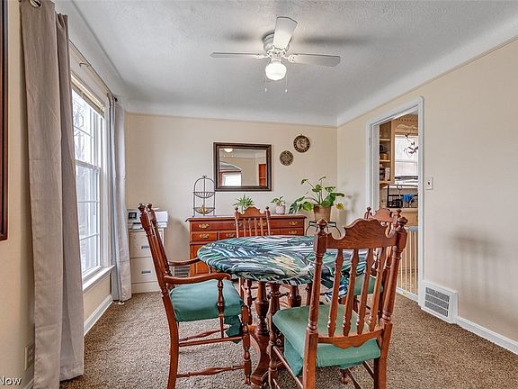 5th image of 4221 Oak Park Ave