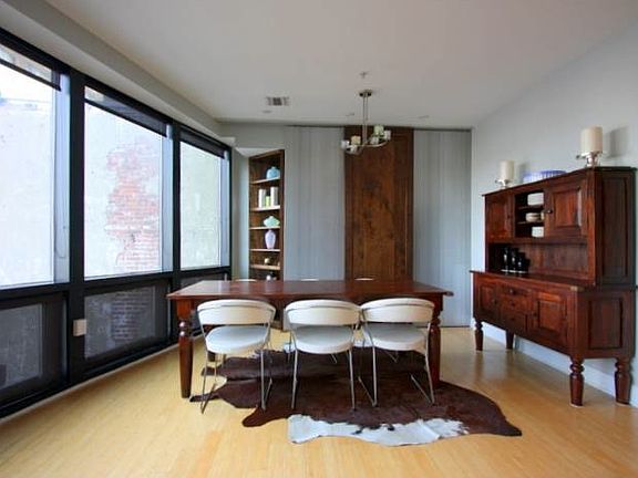 4th image of 99 Montgomery St #9002
