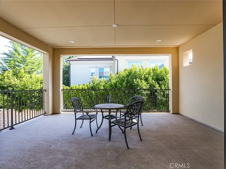 10 Verna — Photo 19