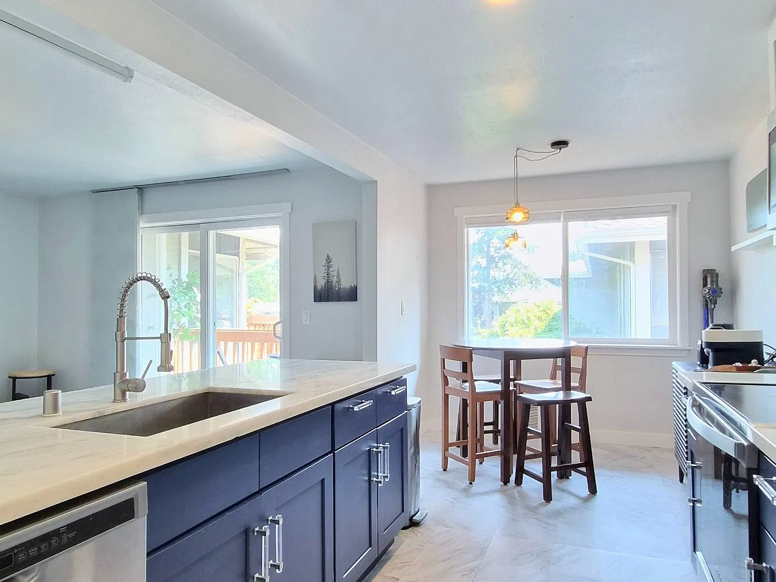 NE 45th St, Redmond — Photo 3