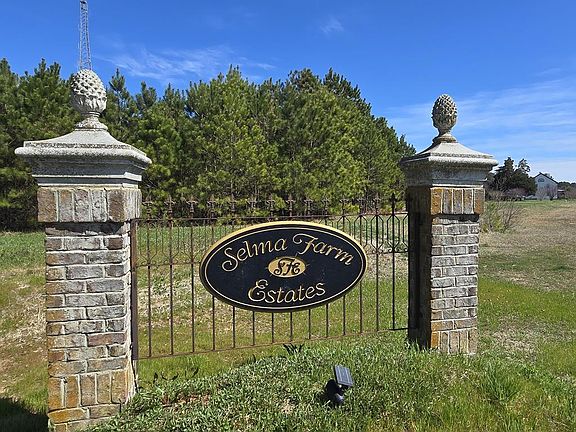 2nd image of 5456 Jan Hall Rd