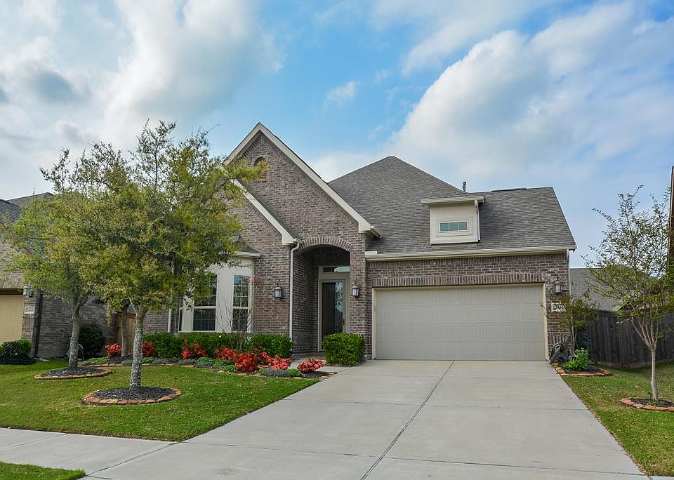 1st image of 26614 Longleaf Valley Dr