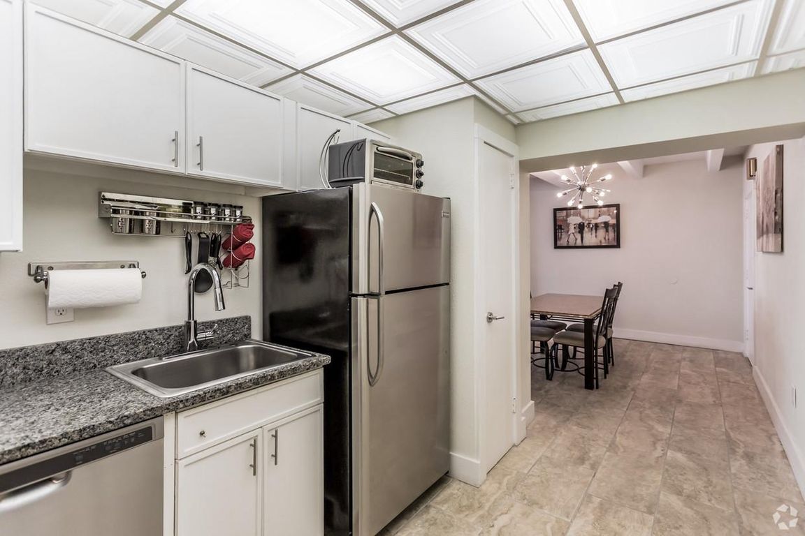 The Alisa - 2bd / 2ba - Kitchen-Dining Open Floor Plan