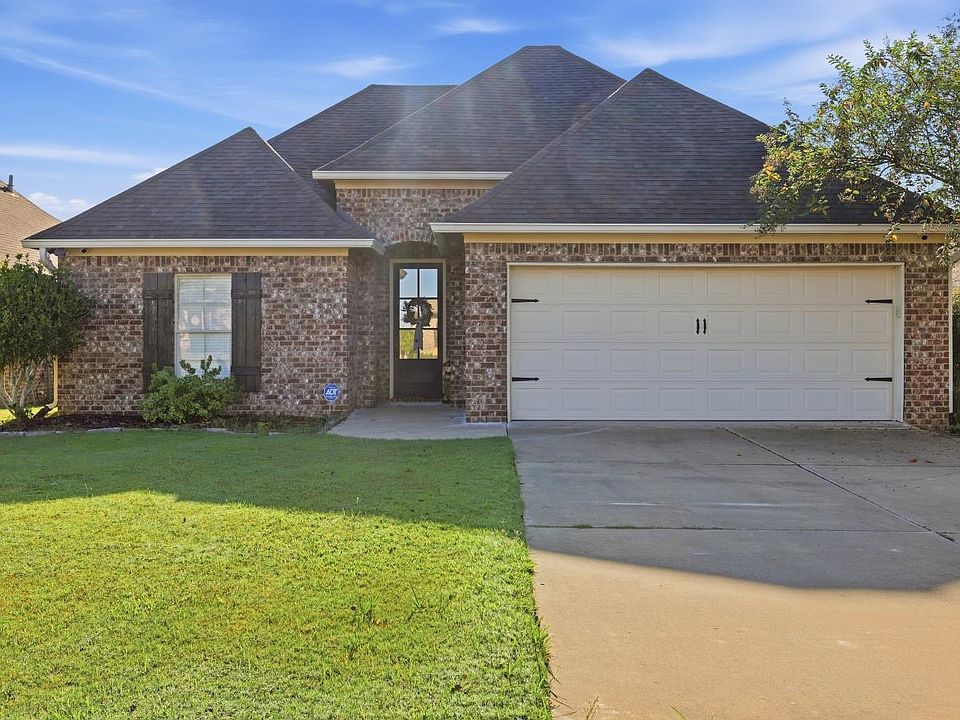 1st image of 304 Ridge Pointe Dr #1