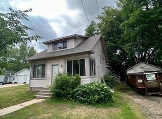 212 Oak St, Black River Falls, WI 54615