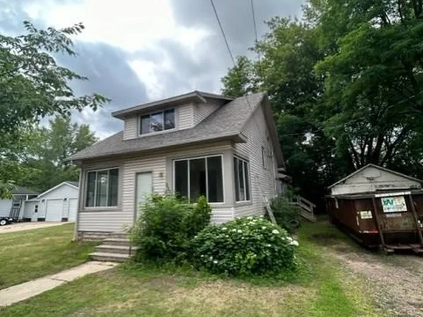 212 Oak Street, Black River Falls, WI 54615