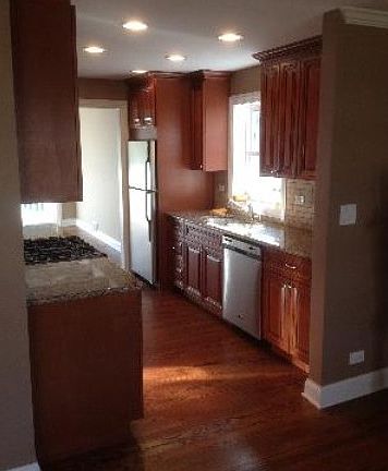 5th image of 371 Oak Ave