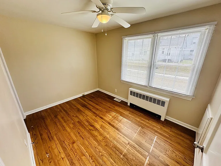 1700 Roslyn Dr #27D — Photo 13