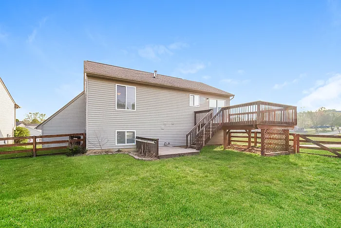 3201 Shallow Creek Cir — Photo 10
