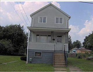 1st image of 119 15th St