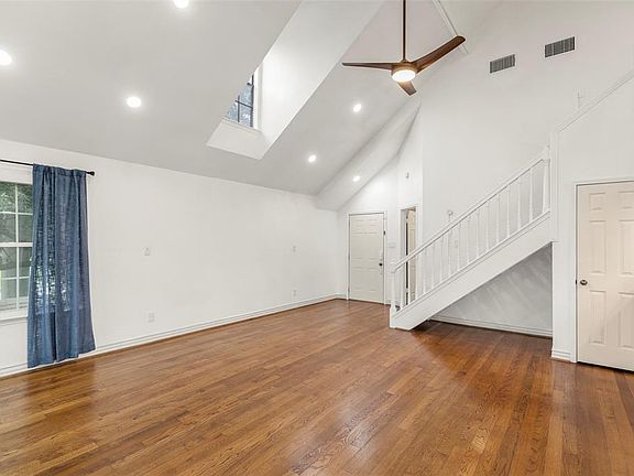 3rd image of 2300 Old Spanish Trl APT 2025