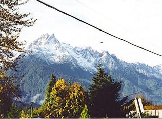 1215 State Route 530 NE, Darrington, WA 98241