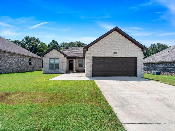 318 Stella Dr, Bono, AR 72416