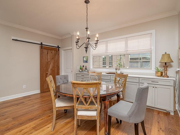 5th image of 103 Pinehurst Rd