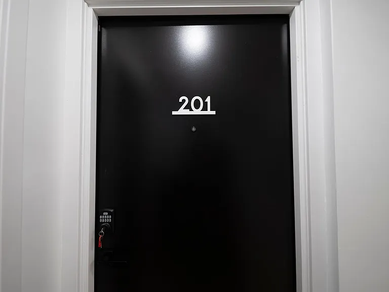 4902 Chestnut St #201 — Photo 15