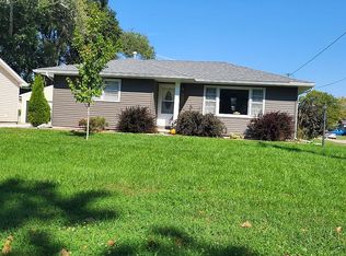 1720 Huntington Rd, Waterloo, IA 50701