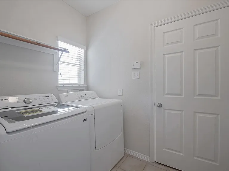 131 Sunset Falls Dr — Photo 25
