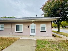 5256-90 Wayne Apartments