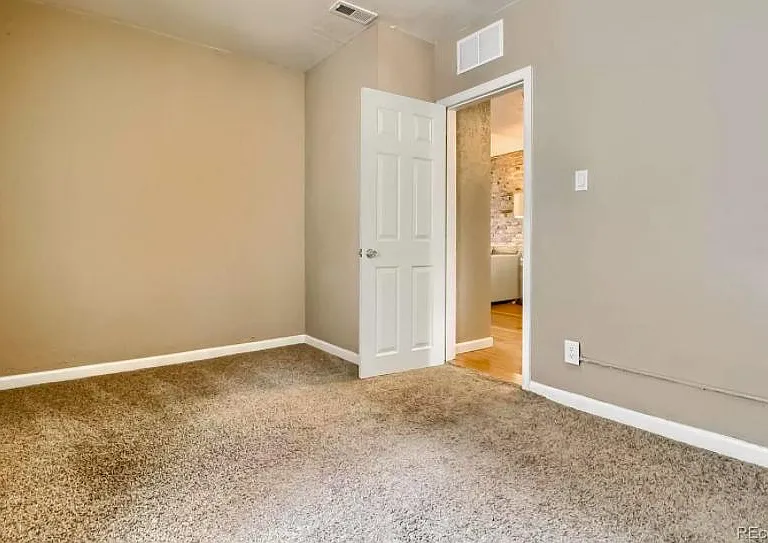 3451 N Downing St — Photo 7