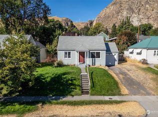 308 Stevens Ave, Coulee Dam, WA 99116