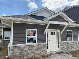 3945 S Cramer Cir, Bloomington, IN 47403