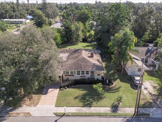 1407 21st St W, Bradenton, FL 34205