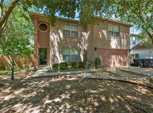 610 Fairfield Dr, Kyle, TX 78640