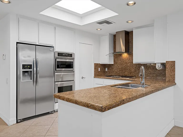 75 Colgate Dr — Photo 17