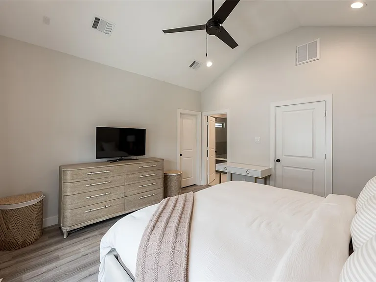 5306 Creekmont Timbers Trl — Photo 24