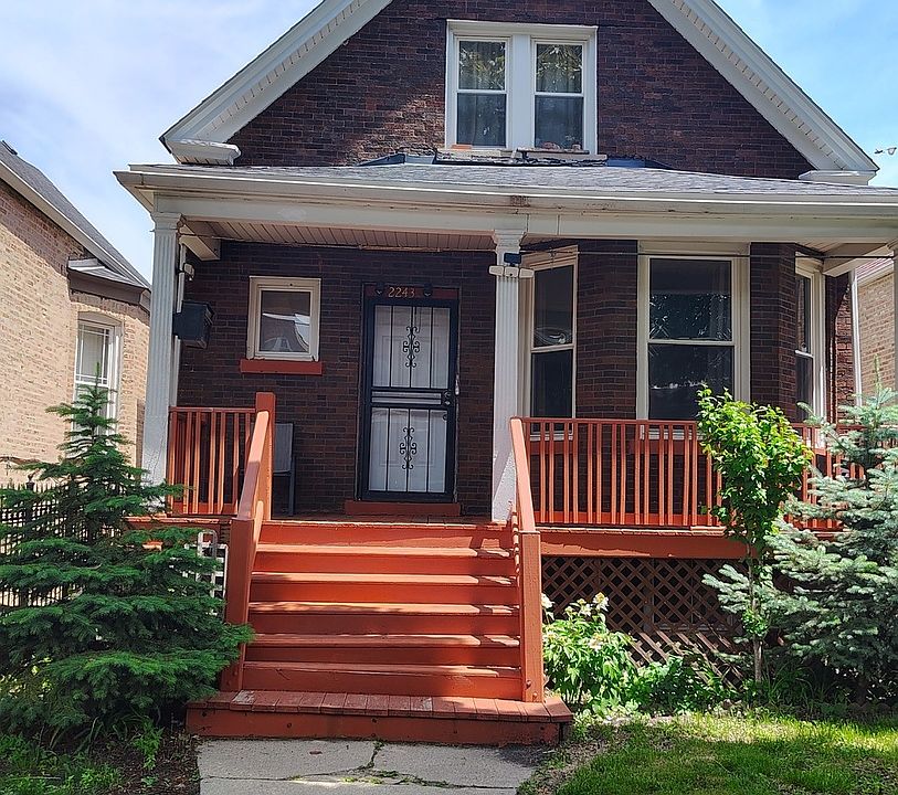 1st image of 2243 N Kedvale Ave