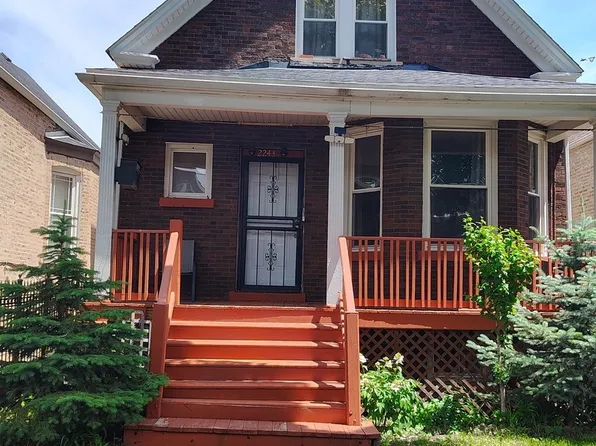 2243 N Kedvale Ave, Chicago, IL 60639