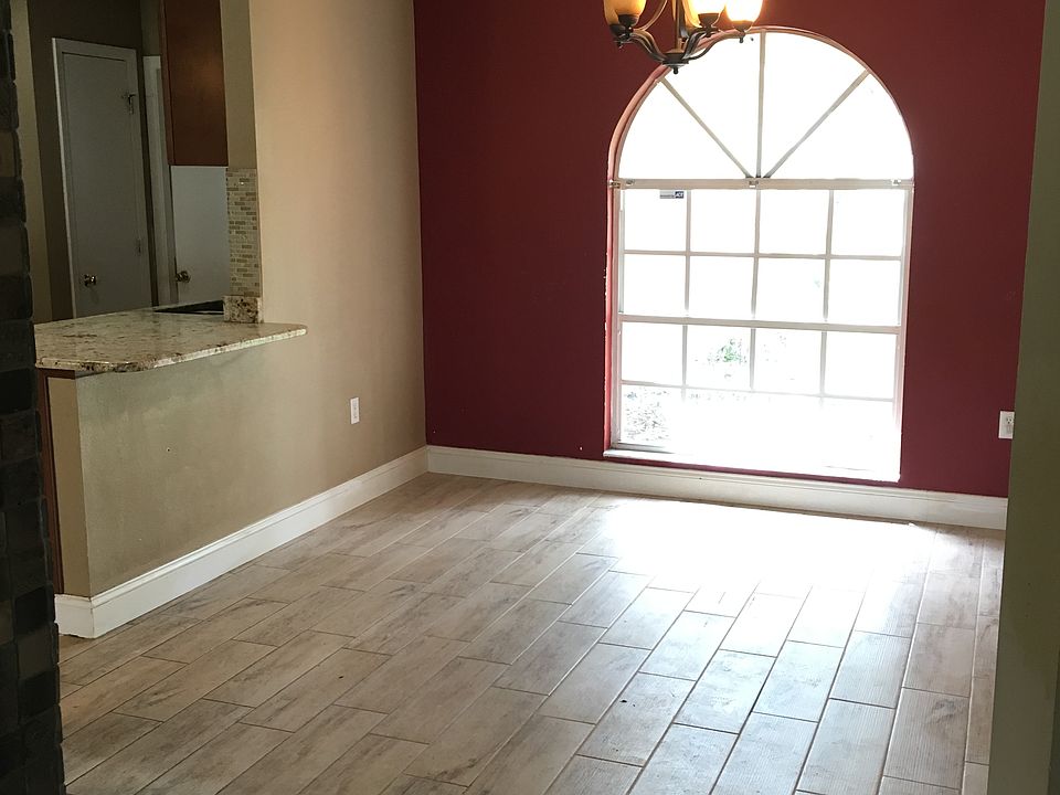 1st image of 2719 Sundance Cir