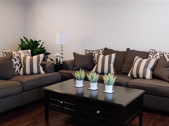4th image of 7128 Wrenwood Way