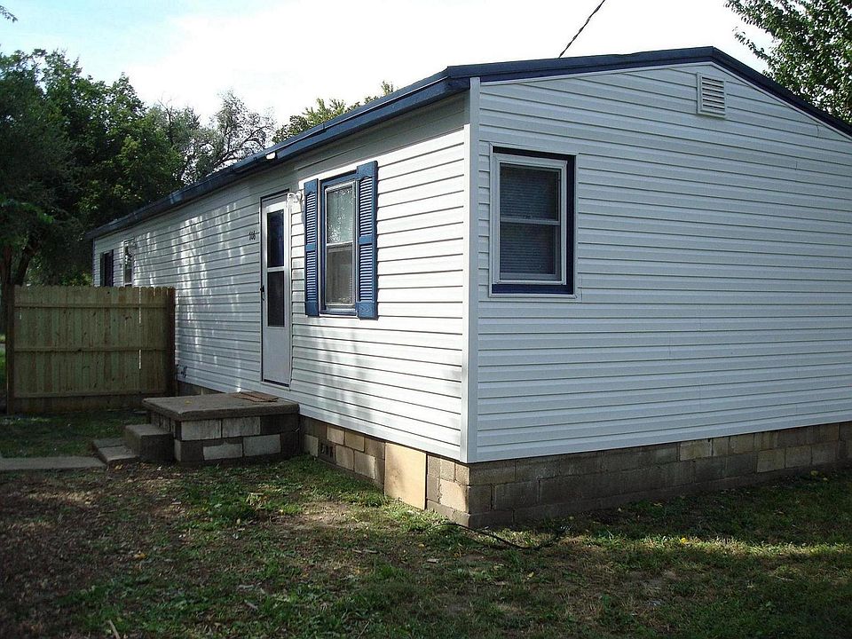 1st image of 706 N 4th St